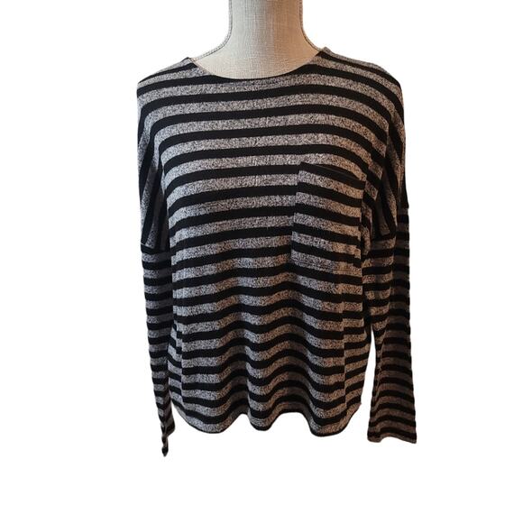 Lucky Brand Sweaters - Lucky Brand Sweater Black Gray Pullover Striped Crewneck Pocket Size XS